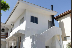 Apartamento em Jurere